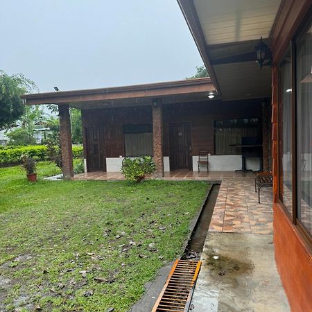 Hotel Vale's Chiles  Buitenkant foto