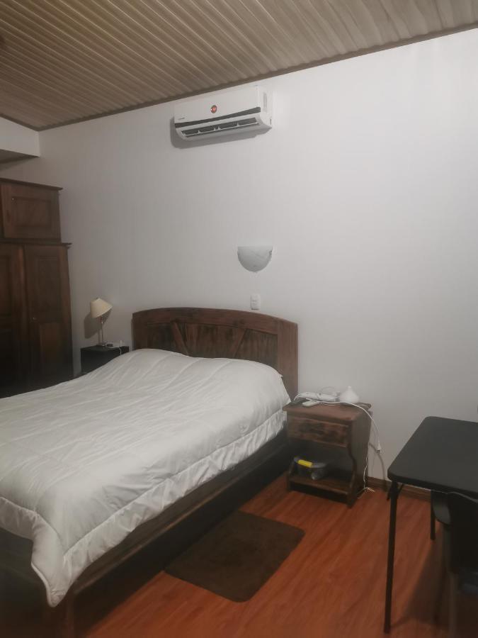Hotel Vale's Chiles  Buitenkant foto