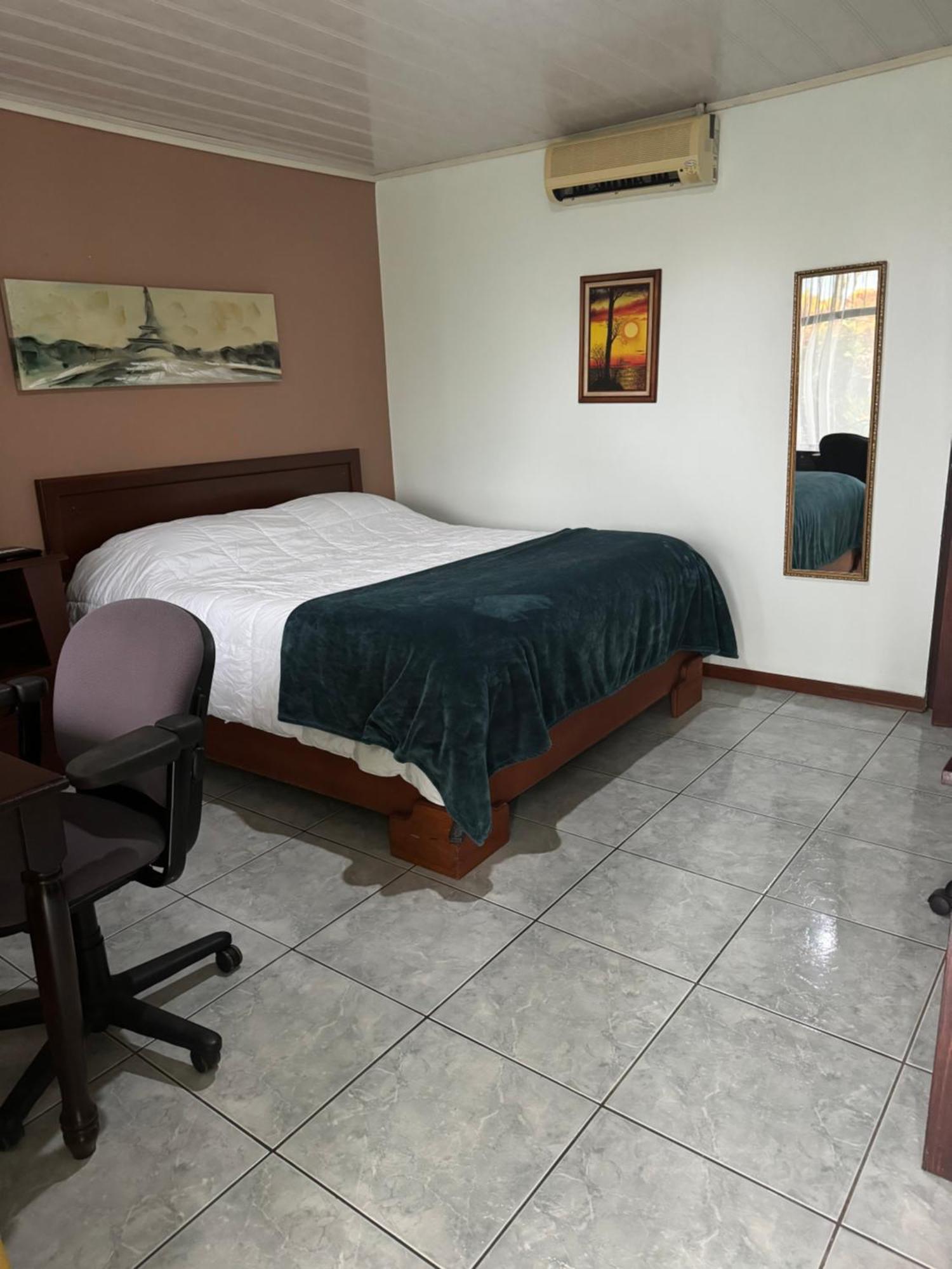 Hotel Vale's Chiles  Buitenkant foto